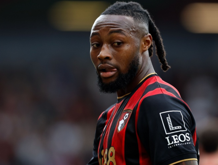 曼城冬窗轉(zhuǎn)會動態(tài)：引援、出售與租借的多面布局