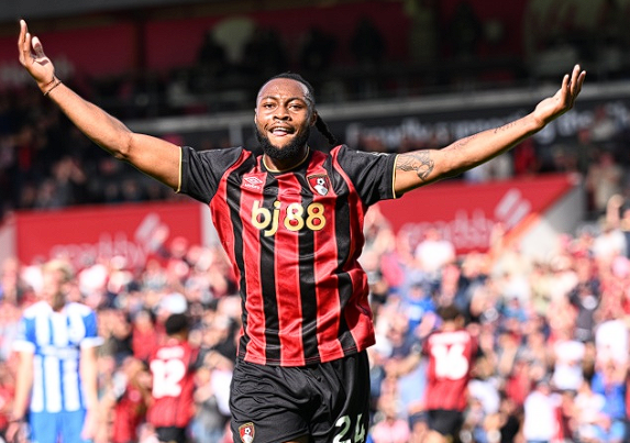 聯(lián)賽杯半決賽首回合：塞梅尼奧融入曼城，暢談比賽感受