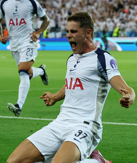 英超熱刺VS水晶宮：范德芬染紅，熱刺紅牌數(shù)居聯(lián)賽前列